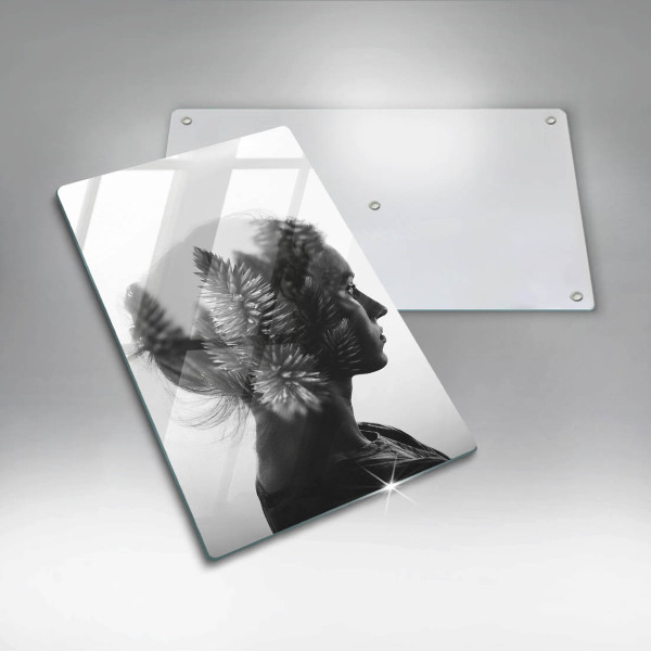 Kuchynská doska veľká zo skla Žena a les