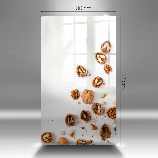 Sklenená doska na krájanie Orechy na bielom pozadí