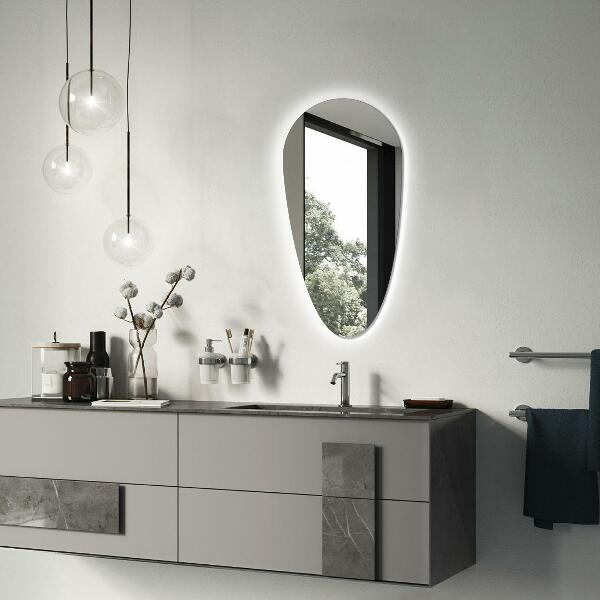 Zrkadlo s led v tvare kvapky 50x100 cm