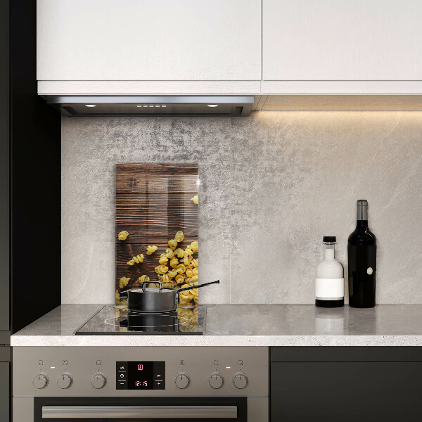 Kryt na sporák Cestoviny na stole