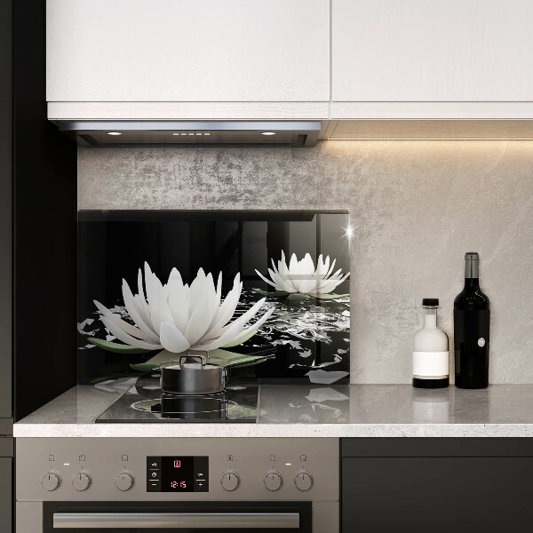 Sklo za varnú dosku Biele ľalie na vode