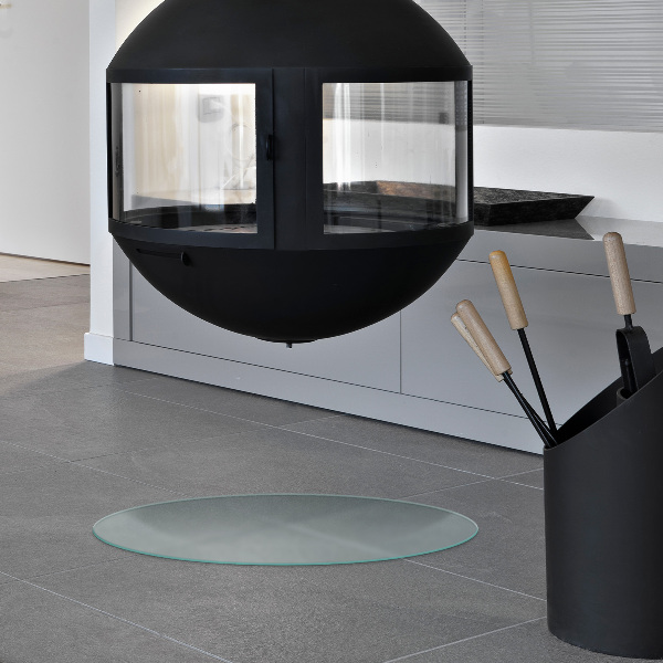 Okrúhla polopriehľadná podložka pod krb fi70 cm