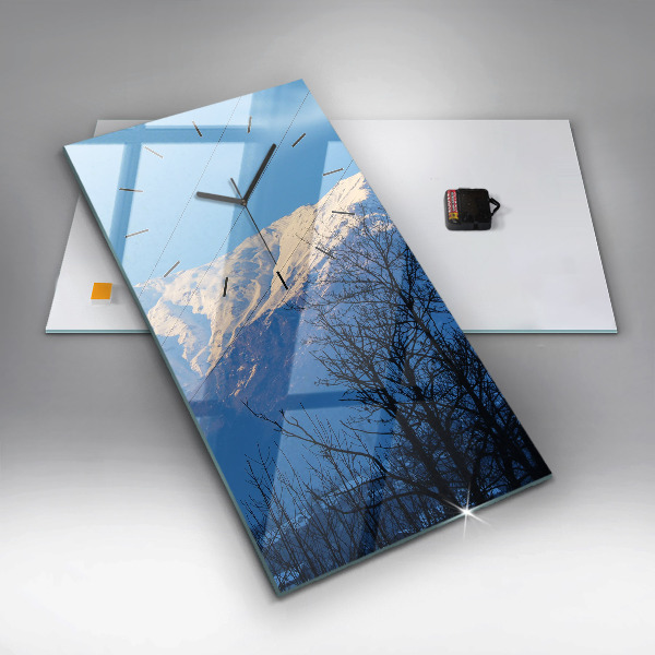 Vertikálne hodiny Výhľad na hory