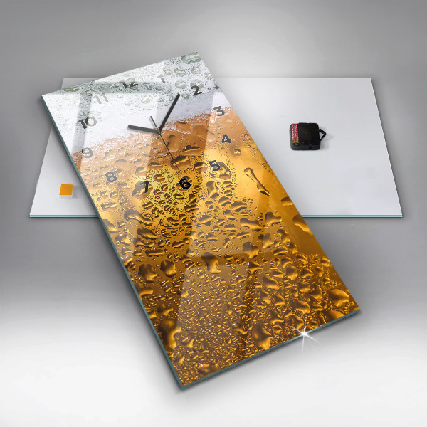 Vertikálne hodiny Hrnček piva