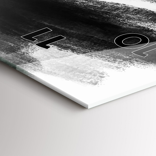 Vertikálne hodiny Žena v čiernej a bielej