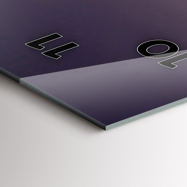 Vertikálne hodiny East River v New Yorku