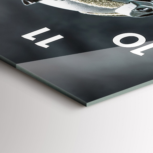 Vertikálne hodiny Vojak so zbraňou