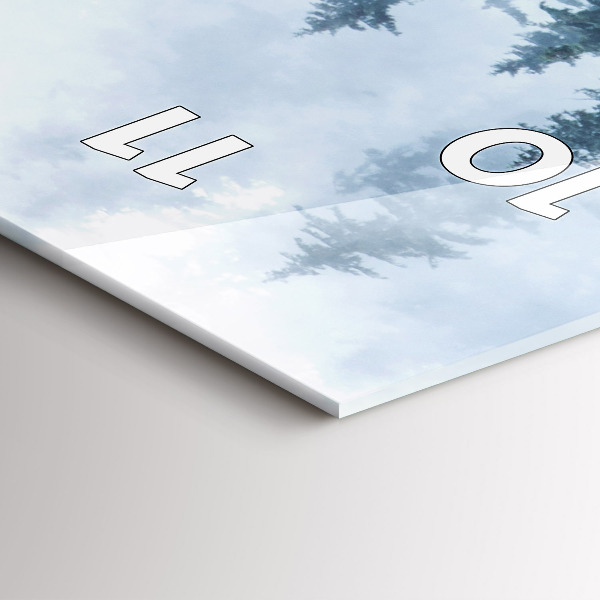 Vertikálne hodiny Zahmlená horská krajina