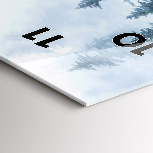 Vertikálne hodiny Zahmlená horská krajina