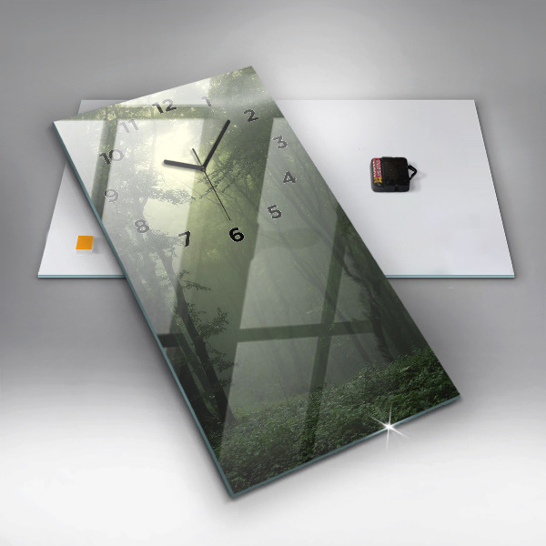 Vertikálne hodiny Ráno hmlový les