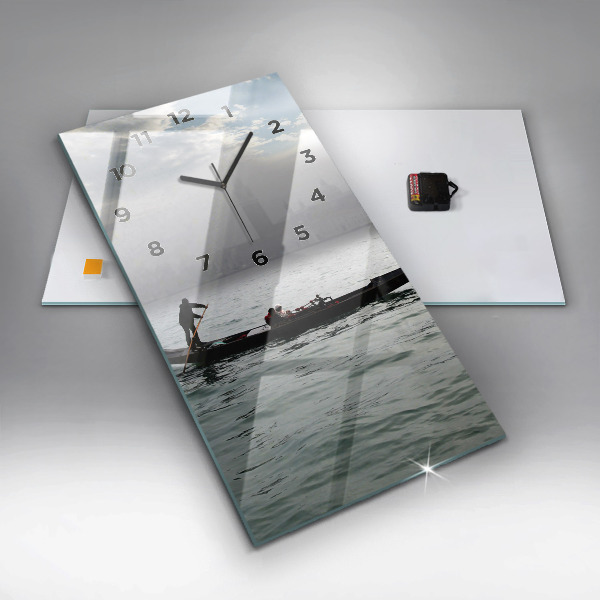 Vertikálne hodiny Gondola v Benátkach