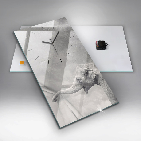 Vertikálne hodiny Slon