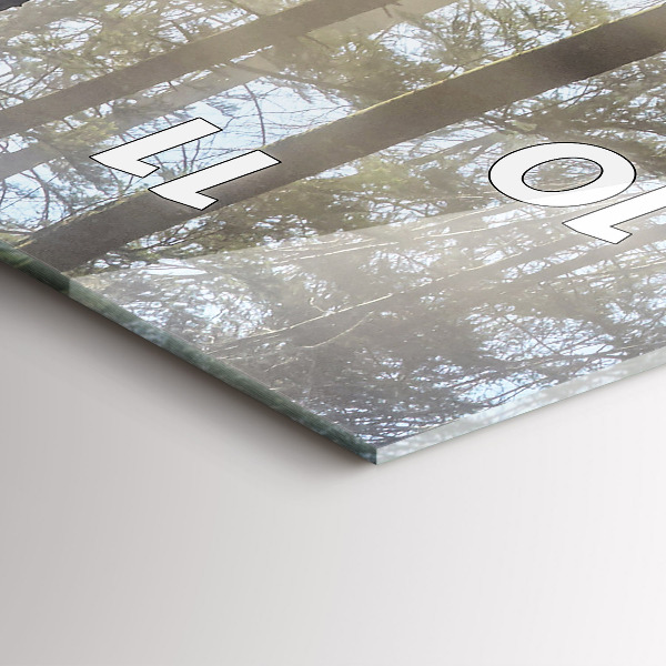 Vertikálne hodiny Les v hmle