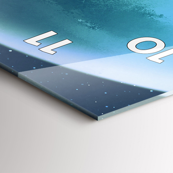 Vertikálne hodiny Muž na Mesiaci