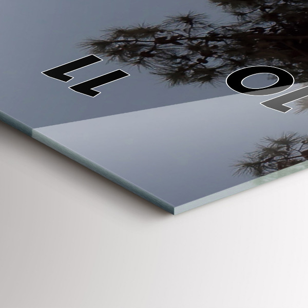 Vertikálne hodiny Polmesiac a stromy