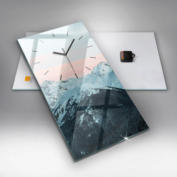 Vertikálne hodiny Pohorie v zime