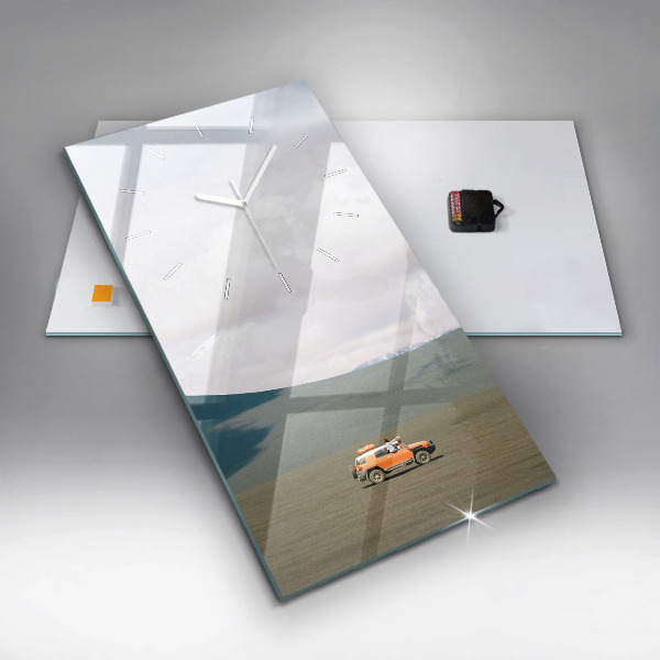 Vertikálne hodiny Vozidlo v Kamčatskej púšti