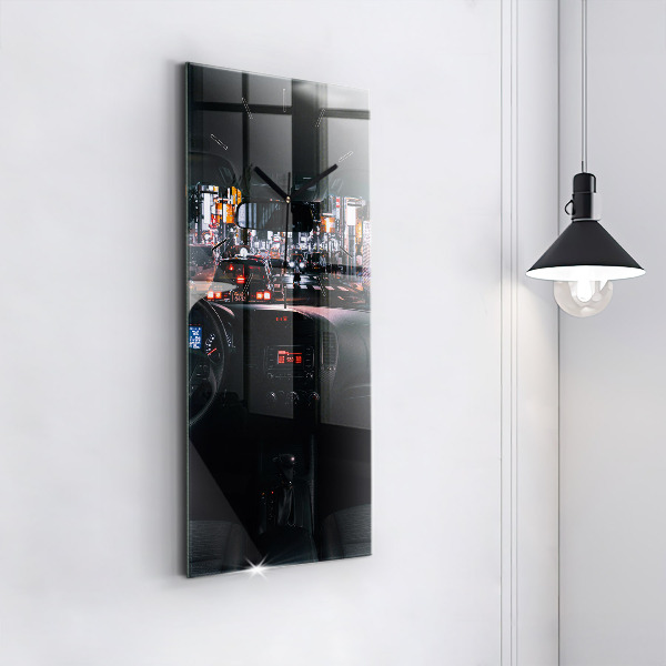 Vertikálne hodiny Auto v Tokiu