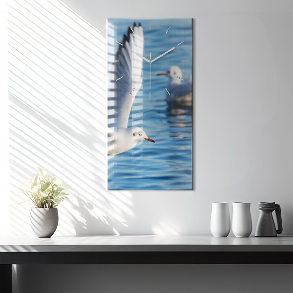 Vertikálne hodiny Čajky v Gdyni