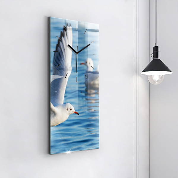 Vertikálne hodiny Čajky v Gdyni