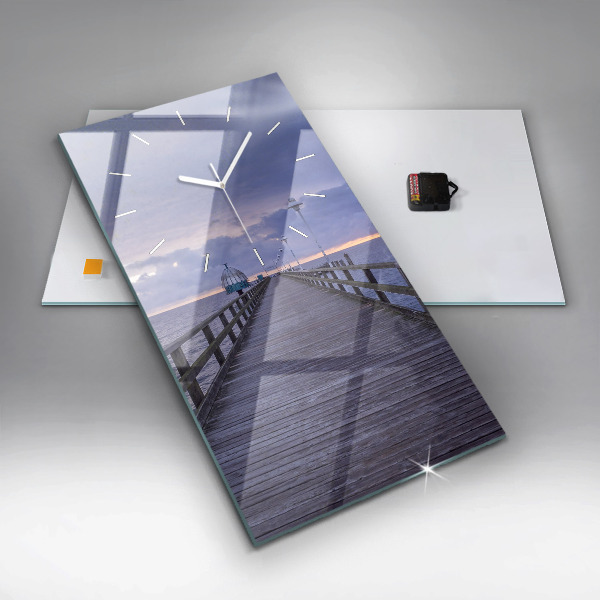 Vertikálne hodiny Mólo pri Baltskom mori