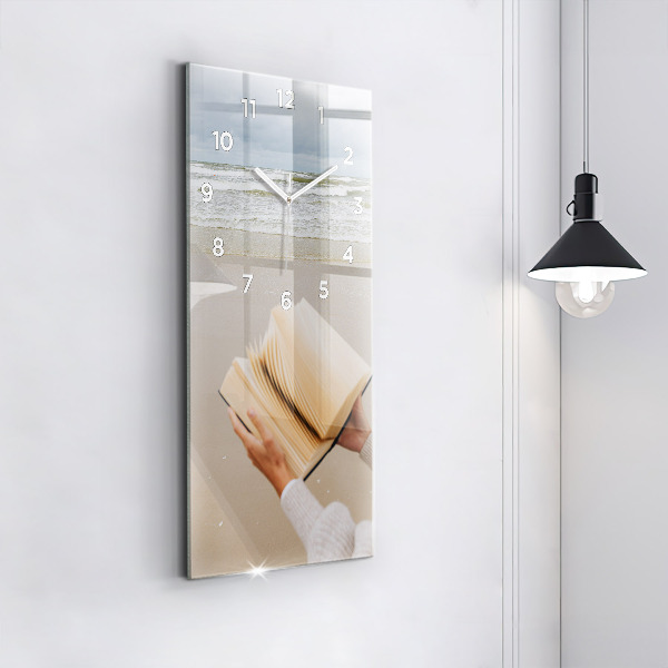 Vertikálne hodiny Chvíľka s knihou