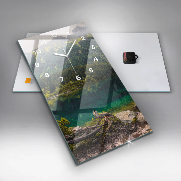 Vertikálne hodiny Morskie Oko v Tatrách