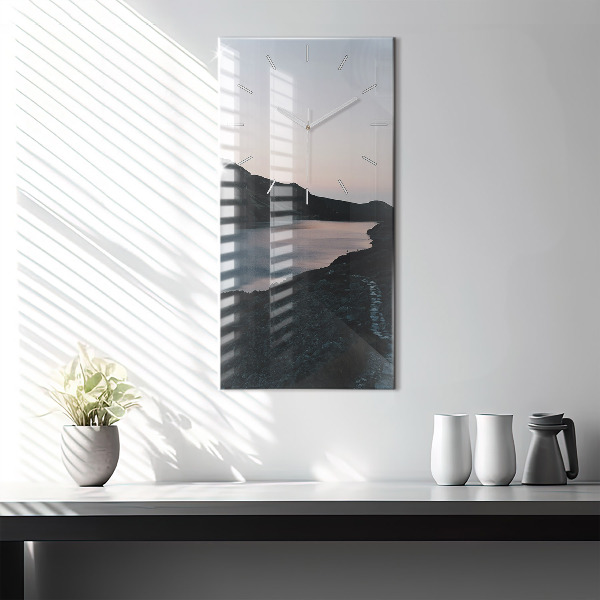 Vertikálne hodiny Jazero a hory