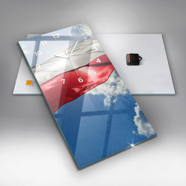 Vertikálne hodiny Poľská vlajka proti oblohe