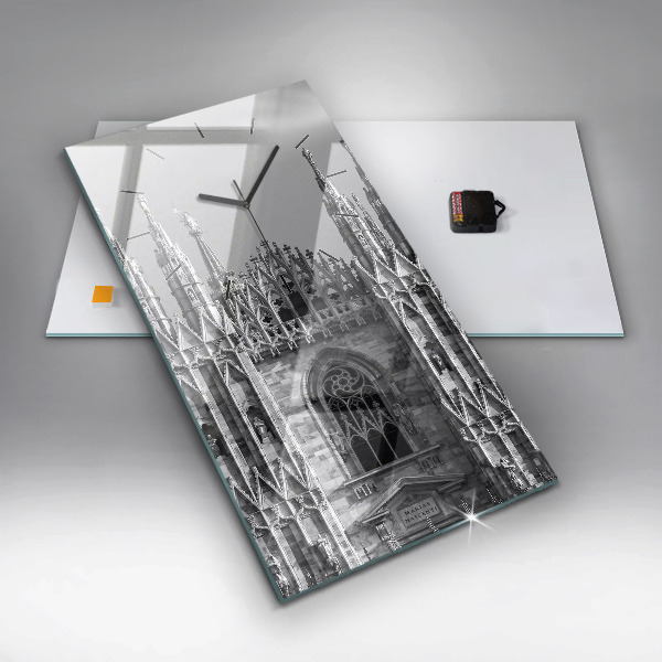 Vertikálne hodiny Katedrála Duomo di Milano