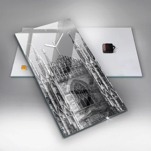 Vertikálne hodiny Katedrála Duomo di Milano