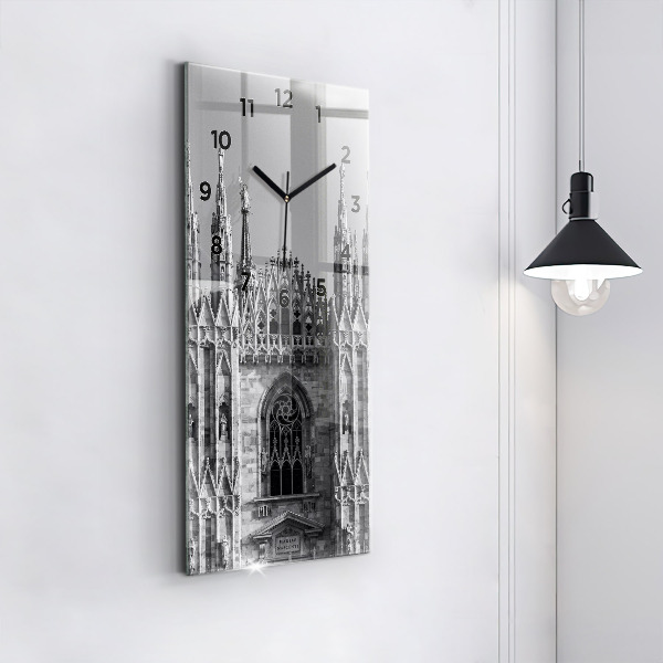 Vertikálne hodiny Katedrála Duomo di Milano