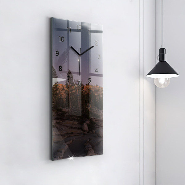 Vertikálne hodiny Yosemitská skalnatá cesta