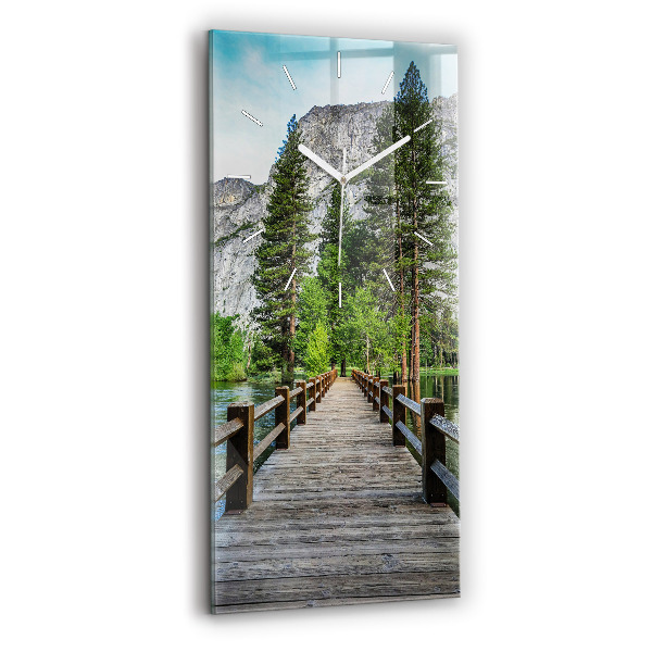 Vertikálne hodiny Yosemitský drevený most