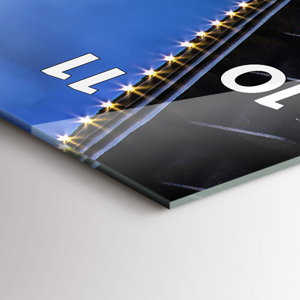 Vertikálne hodiny Skalnaté pobrežie pod mostom