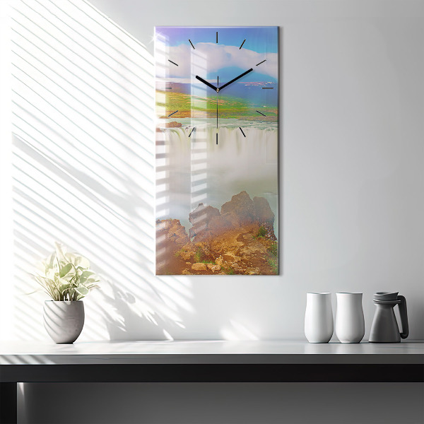 Vertikálne hodiny Godafoss na Islande