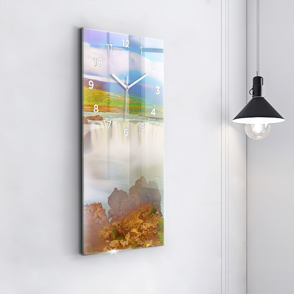 Vertikálne hodiny Godafoss na Islande
