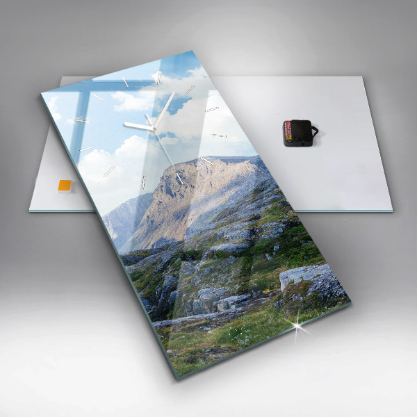 Vertikálne hodiny Skalnatá krajina