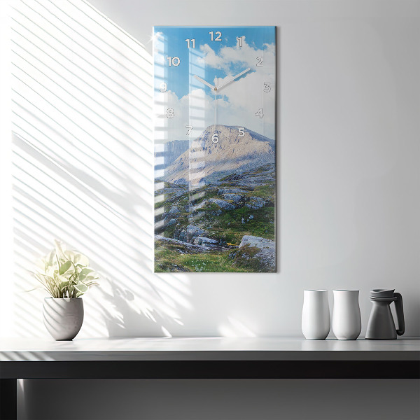 Vertikálne hodiny Skalnatá krajina