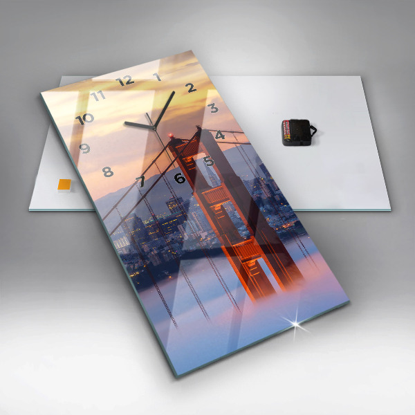 Vertikálne hodiny Most v San Franciscu