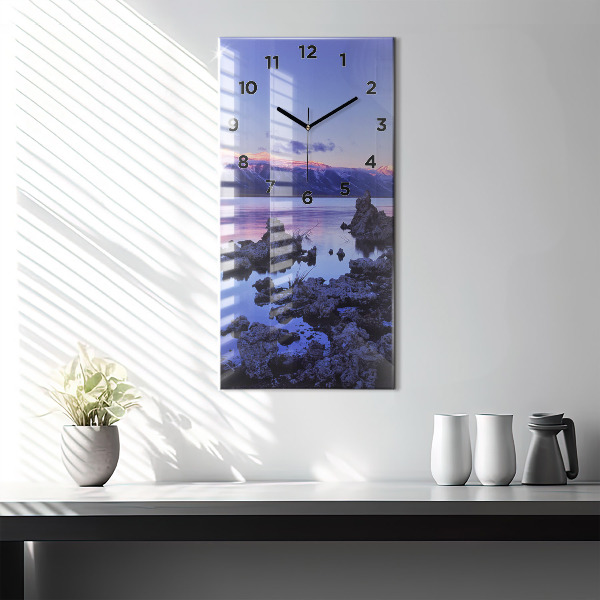 Vertikálne hodiny Kalifornské jazero