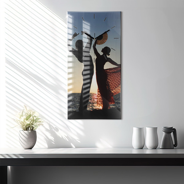 Vertikálne hodiny Španielsky tanec na mori