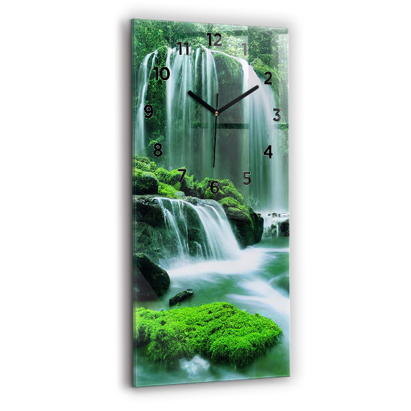 Vertikálne hodiny Vodopád medzi machom