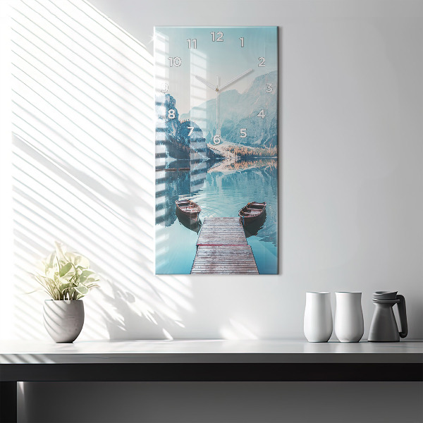 Vertikálne hodiny Lode na jazere