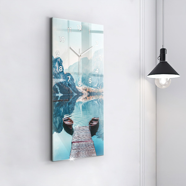 Vertikálne hodiny Lode na jazere