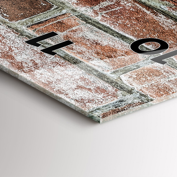 Vertikálne hodiny Tehlová stena