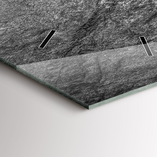 Vertikálne hodiny Sopečná hornina