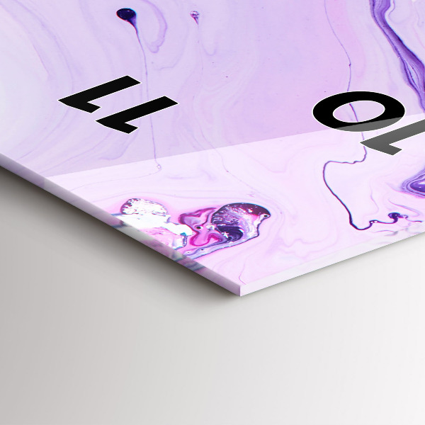 Vertikálne hodiny farebné pozadie