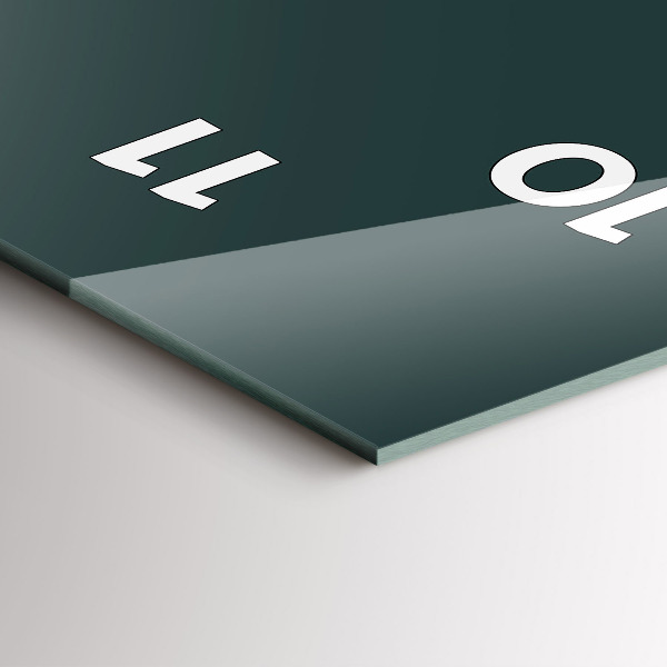 Vertikálne hodiny Line-art mesta Brna