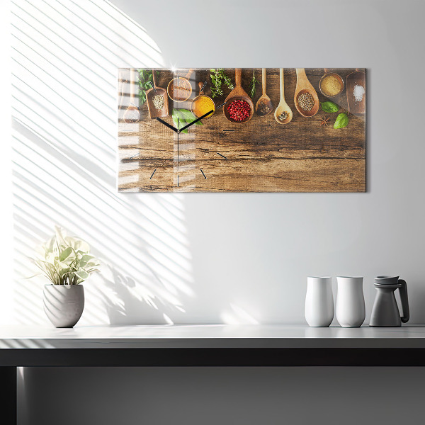 Horizontálne hodiny Lyžice korenia